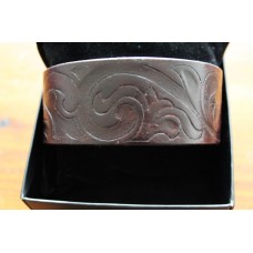 Handmade Leather Bracelet in Brown With Scroll Design.